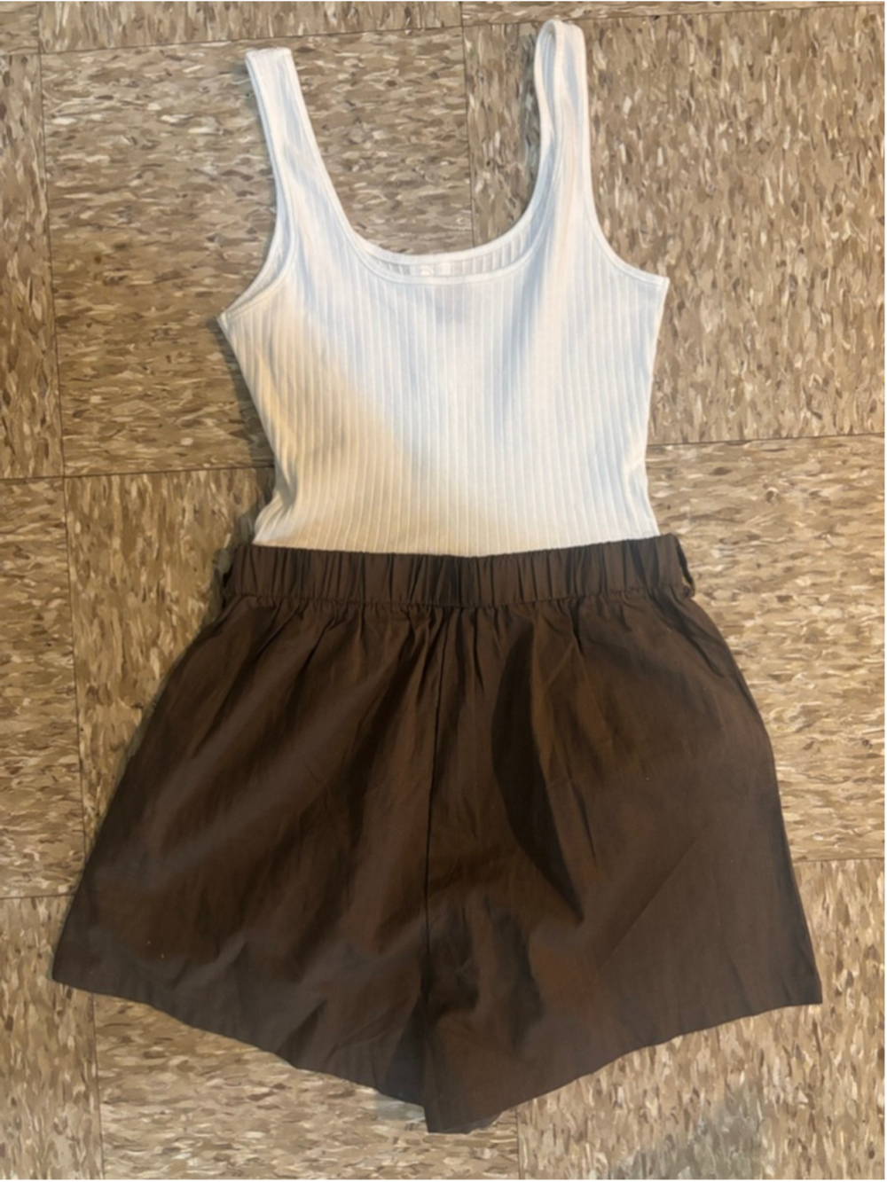 Women's SHEIN White & Brown Ribbed Button-Front Romper S - Picture 2 of 3